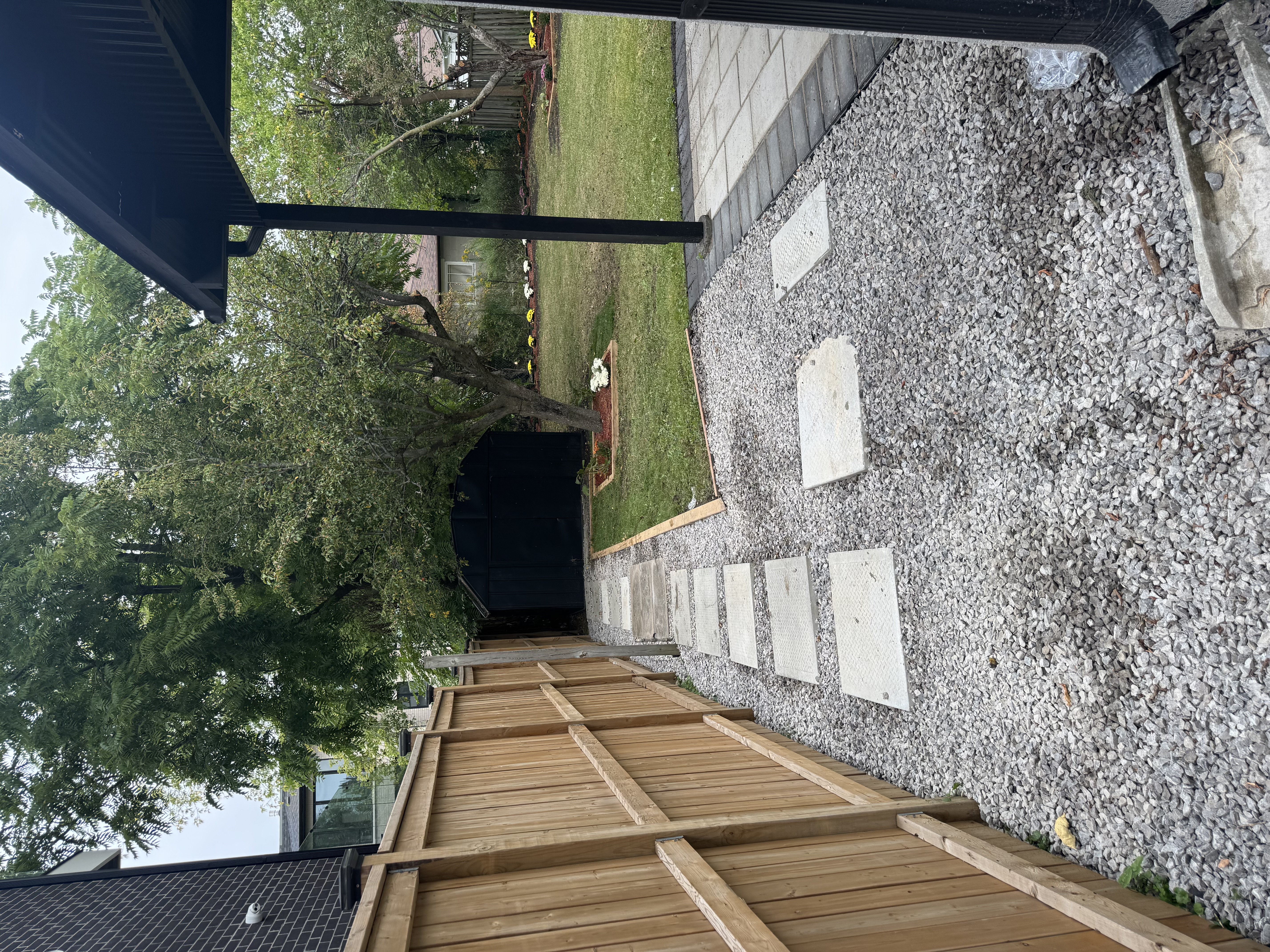 Modern Backyard Path